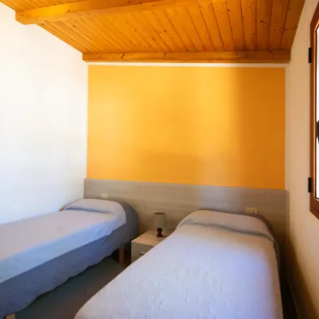 Villaggio Fiorina * Capo Vaticano