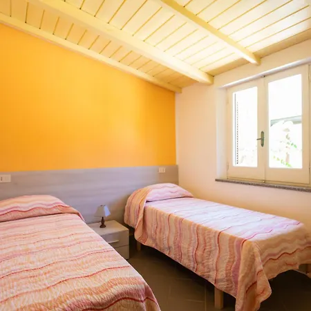 Villaggio Fiorina Apartman *