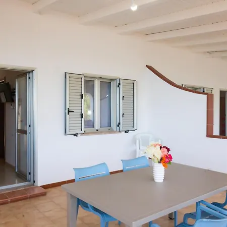 Villaggio Fiorina * Capo Vaticano