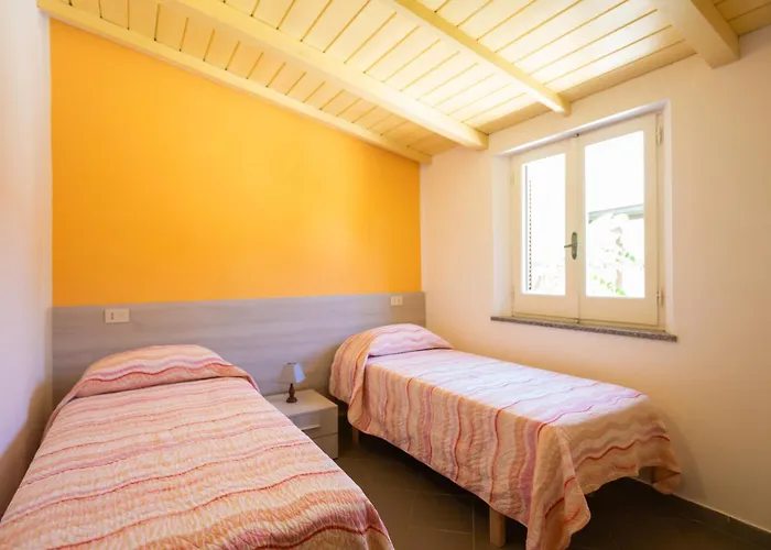 Villaggio Fiorina 公寓 *