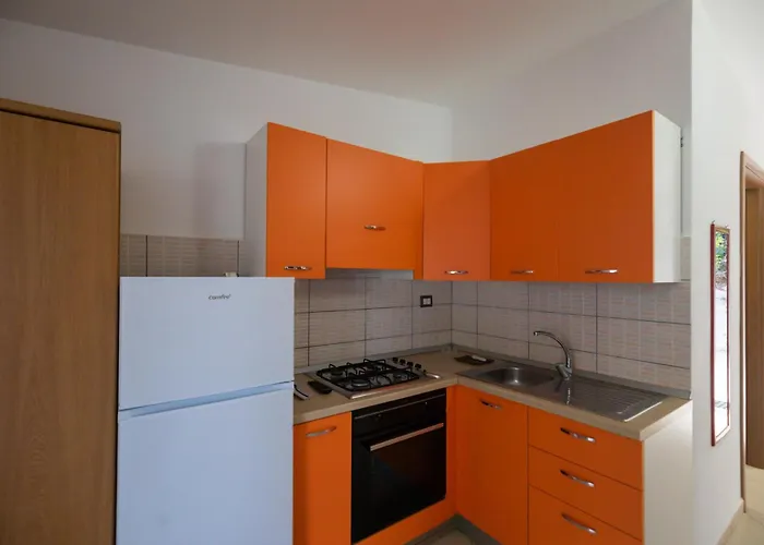 Villaggio Fiorina 公寓